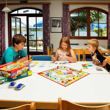 旅馆 滨湖采尔尤格斯酒店 滨湖采尔