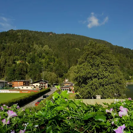 Hostel Junges Zell Am *