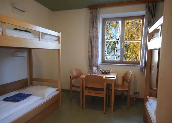 Hostel Junges Zell Am *